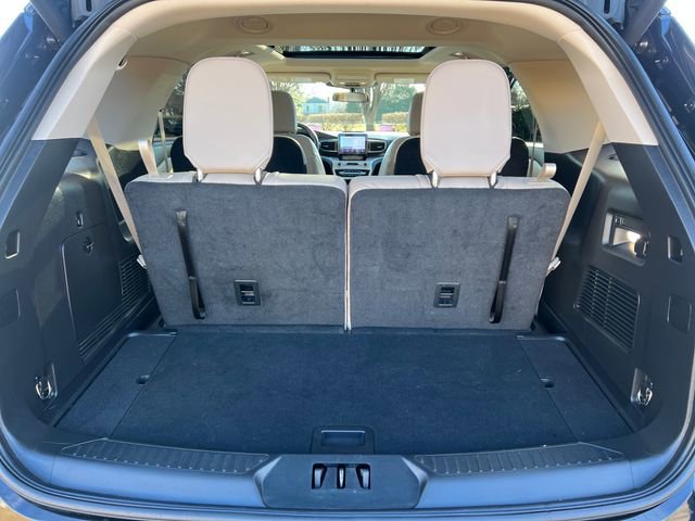 Certified 2023 Ford Explorer XLT w/ Equipment Group 202A image 28