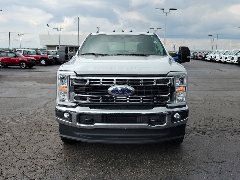 Certified 2025 Ford F350 XLT AWD/4WD image 2