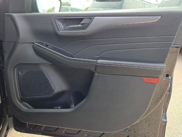 Certified 2025 Ford Escape Active FWD image 6