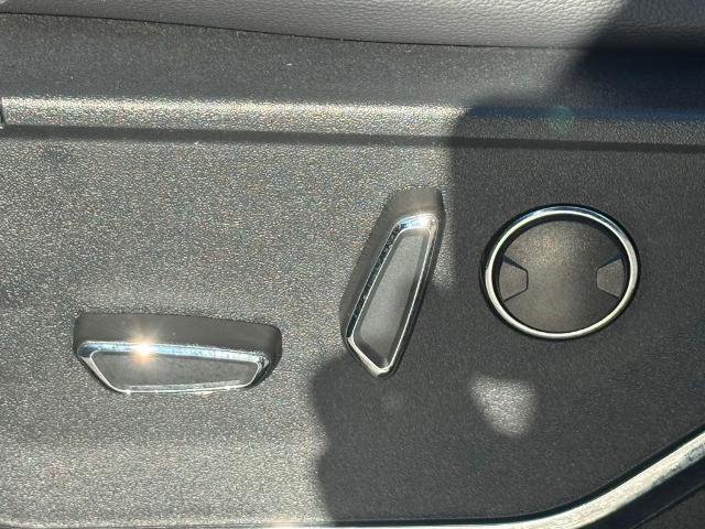 Certified 2022 Ford F150 Lariat w/ Equipment Group 502A High image 19