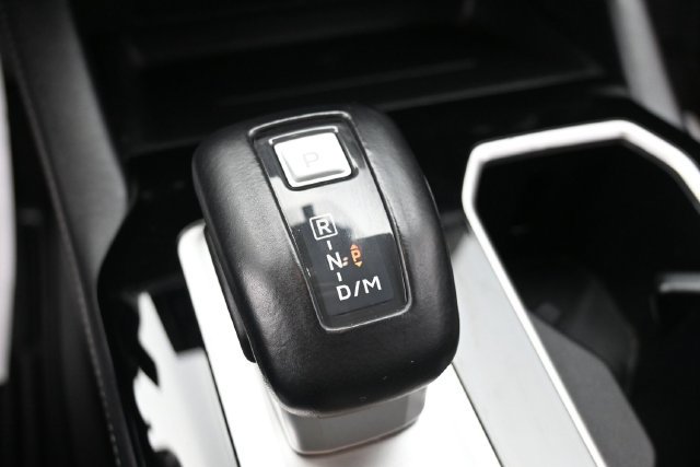 Used 2025 Mitsubishi Outlander SE FWD image 24