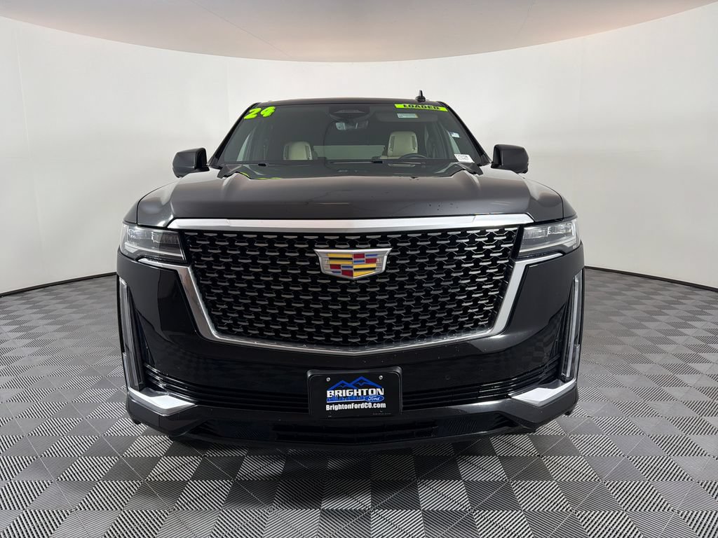 Used 2024 Cadillac Escalade Premium Luxury AWD/4WD image 8