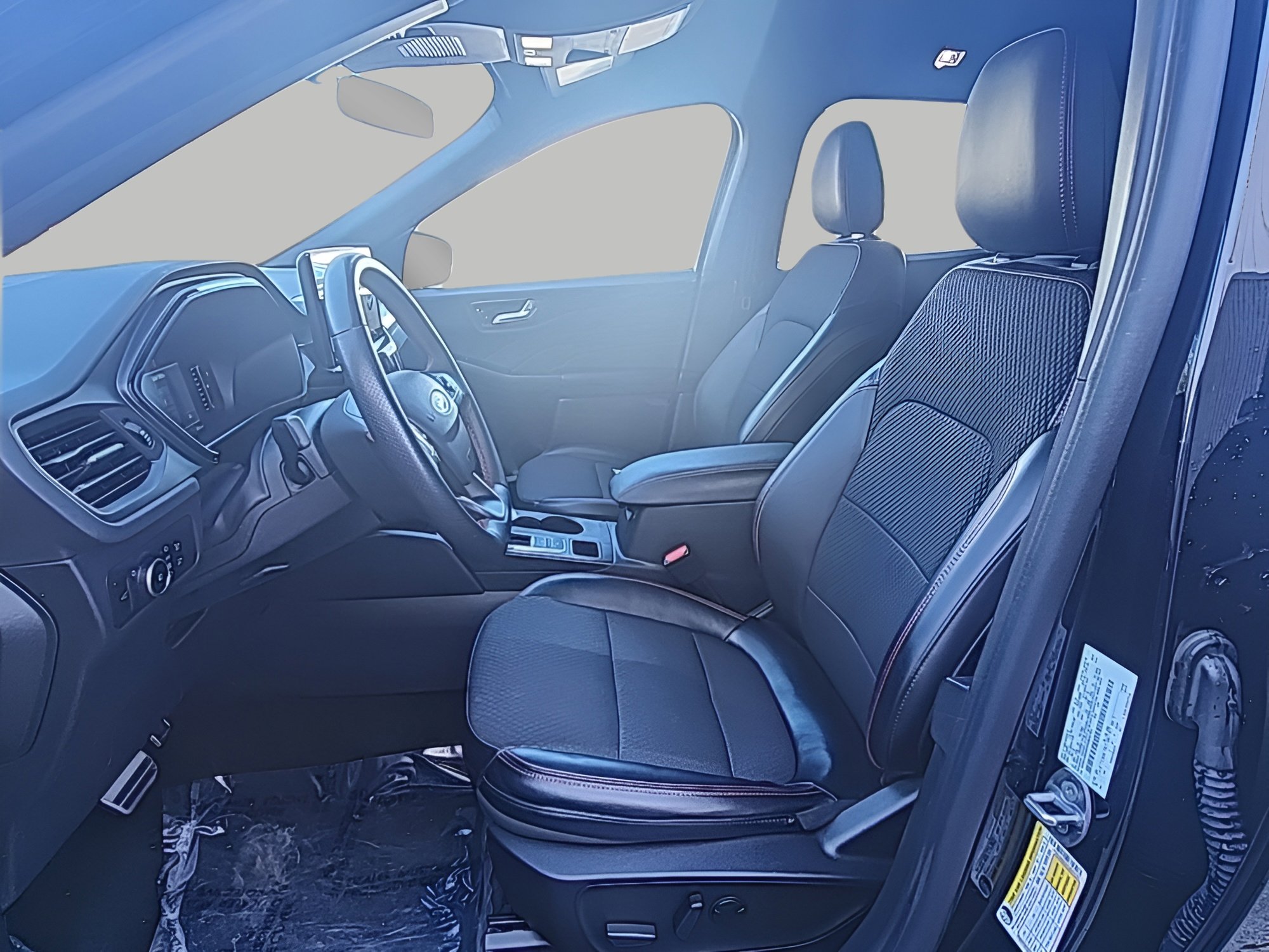Certified 2023 Ford Escape ST-Line Select w/ Tech Pack #1 AWD/4WD image 13