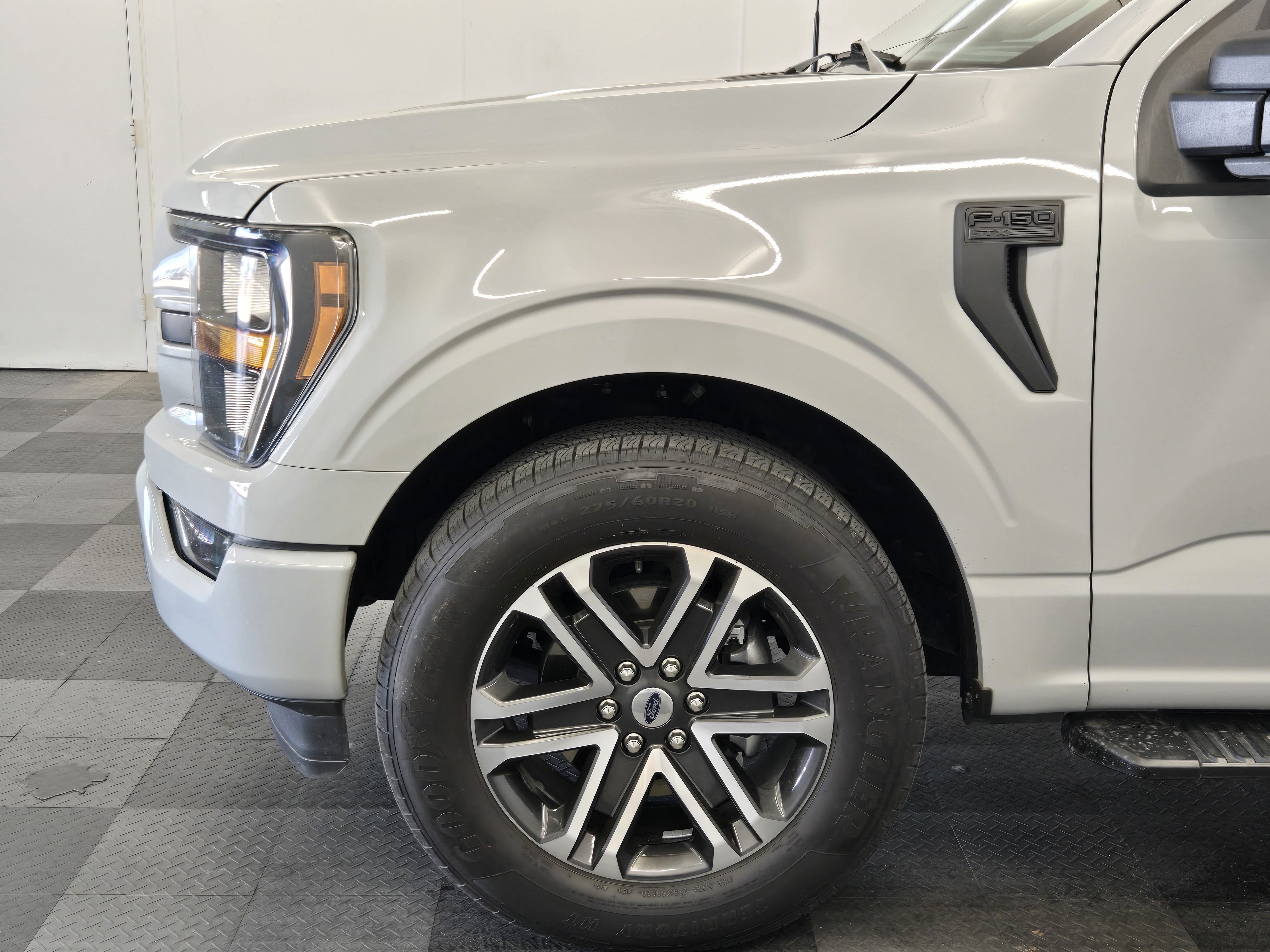 Certified 2023 Ford F150 XL w/ STX Appearance Package RWD image 9