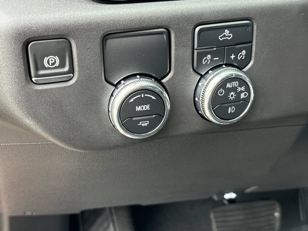 Used 2024 GMC Sierra 1500 Elevation RWD image 14