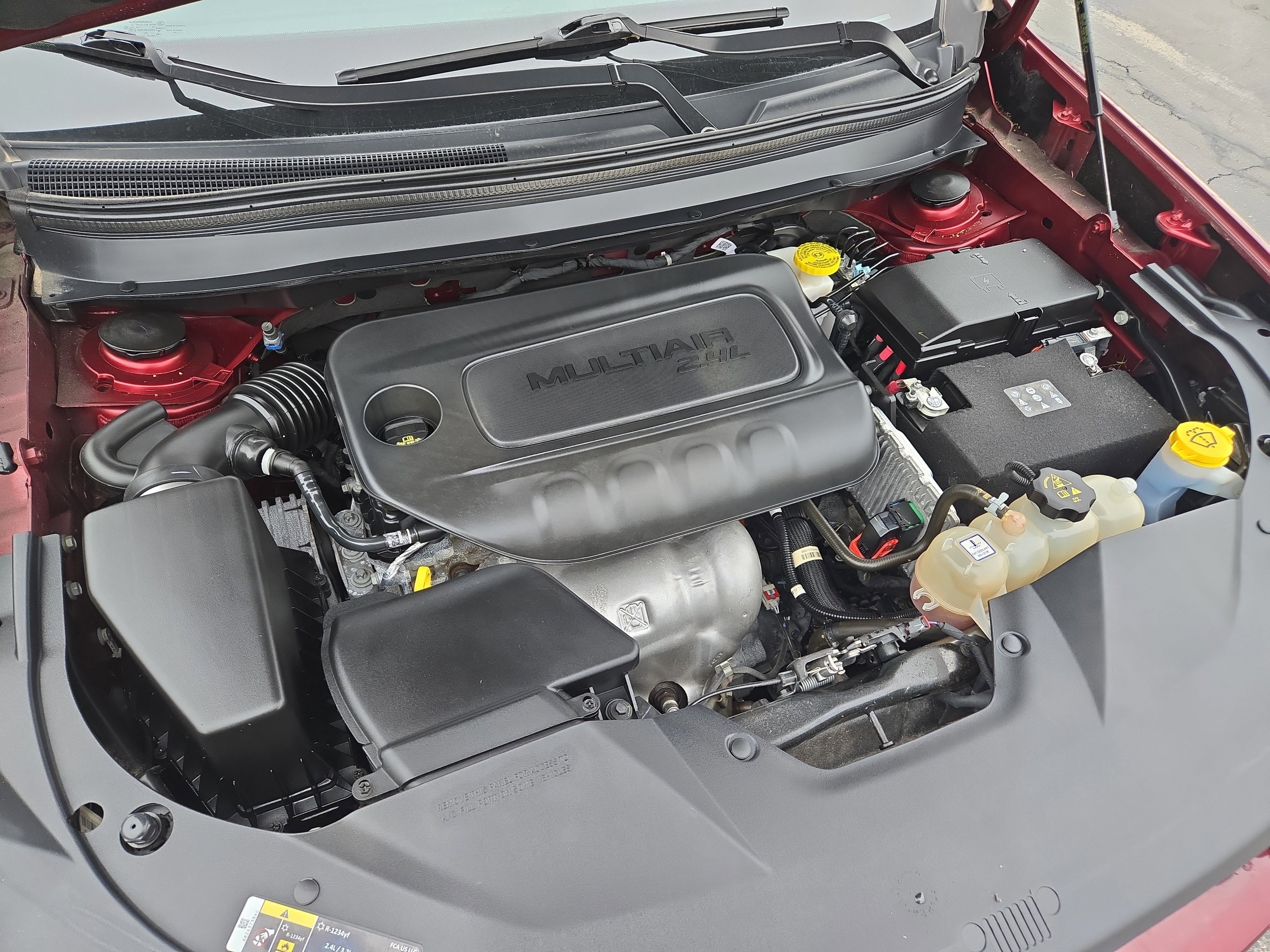 Used 2020 Jeep Cherokee Latitude w/ Cold Weather Group image 18