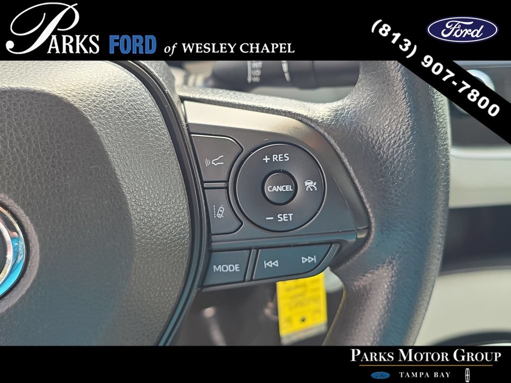 Used 2022 Toyota Corolla LE FWD image 27