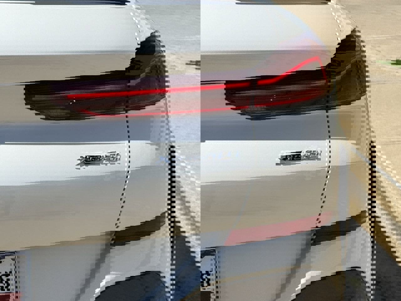 Used 2024 BMW X6 xDrive40i w/ Premium Package image 7