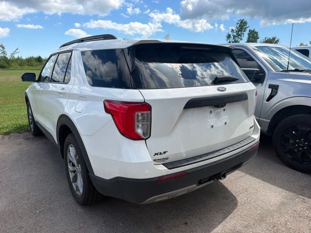 Certified 2023 Ford Explorer XLT w/ Equipment Group 202A AWD/4WD image 7
