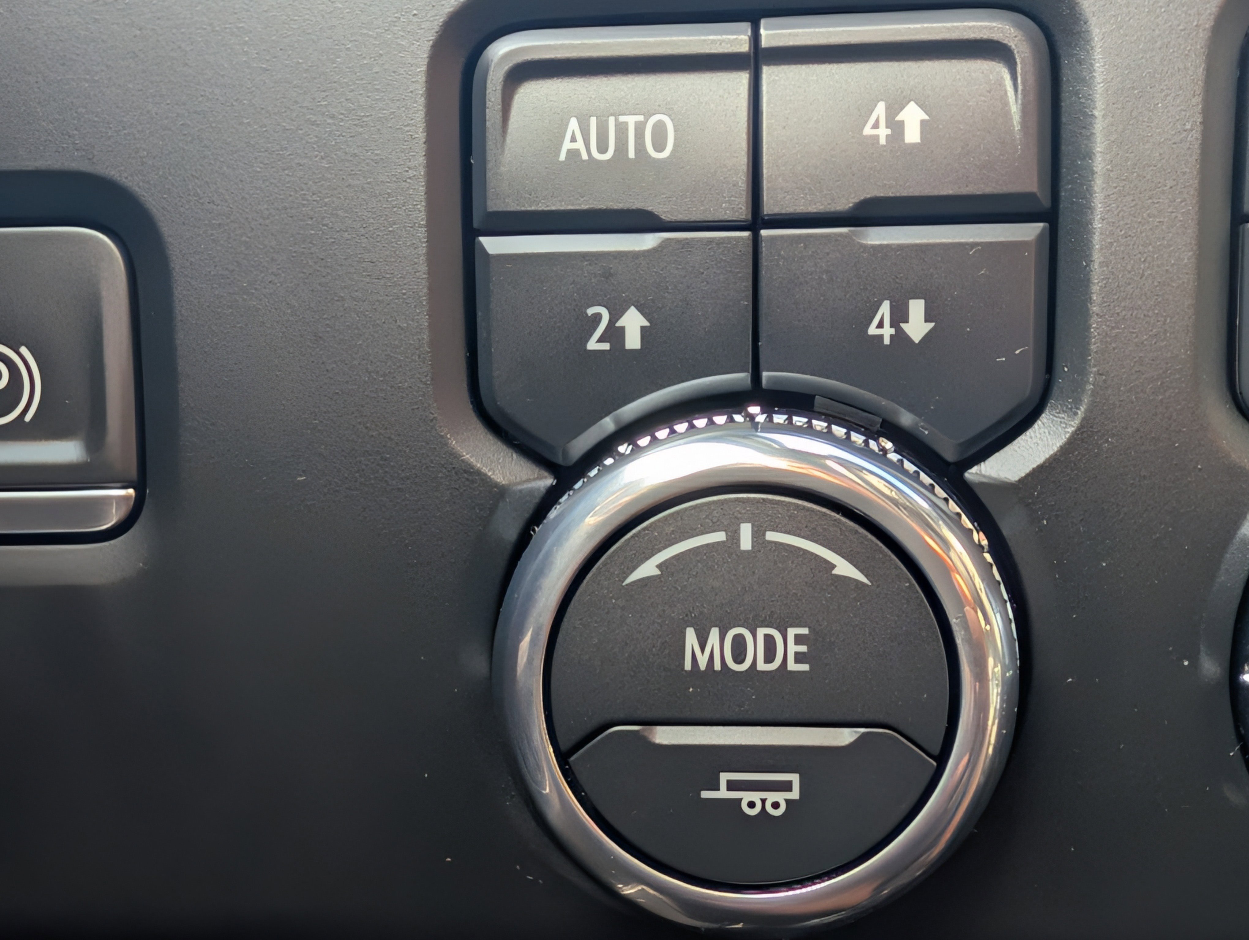 Used 2024 GMC Sierra 1500 Denali AWD/4WD image 33