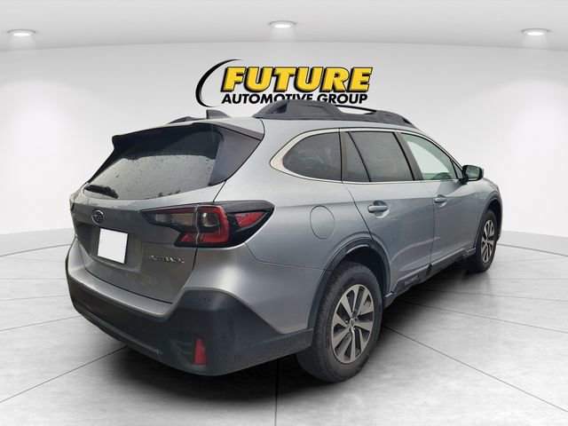 Used 2020 Subaru Outback Premium image 2