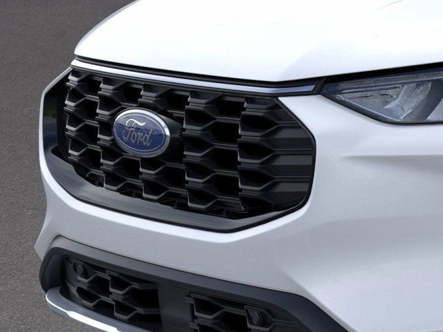 Certified 2025 Ford Escape ST-Line w/ Cold Weather Package AWD/4WD image 18