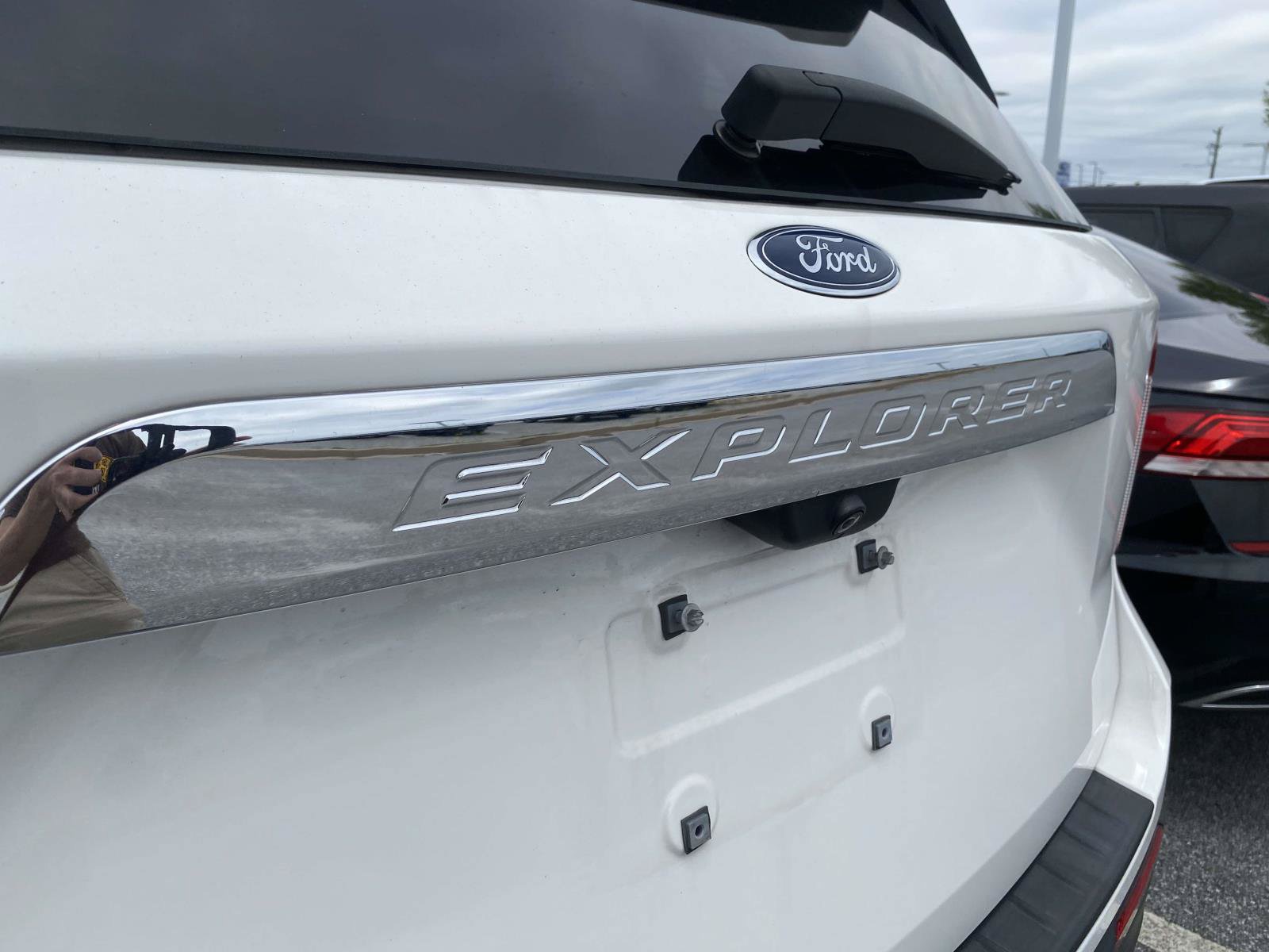 Certified 2023 Ford Explorer XLT RWD image 11