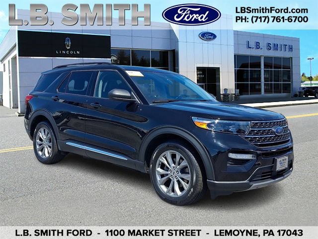 Certified 2023 Ford Explorer XLT w/ Equipment Group 202A AWD/4WD image 1