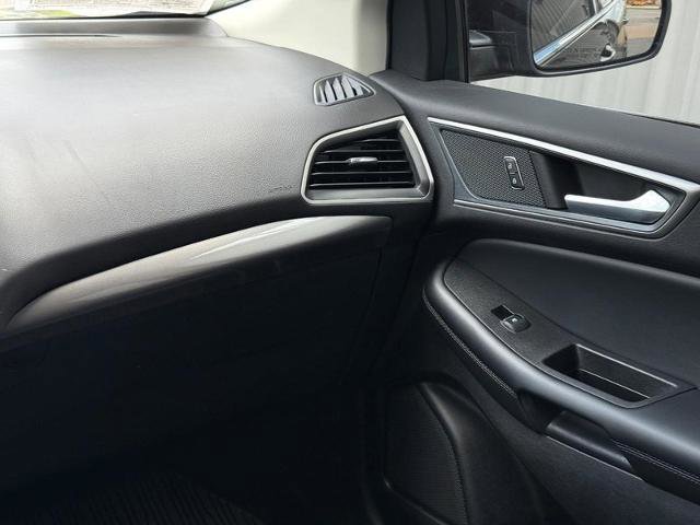 Certified 2024 Ford Edge SEL w/ Convenience Package AWD/4WD image 14