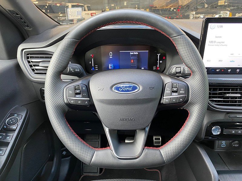 Certified 2023 Ford Escape ST-Line Select w/ Tech Pack #1 AWD/4WD image 19