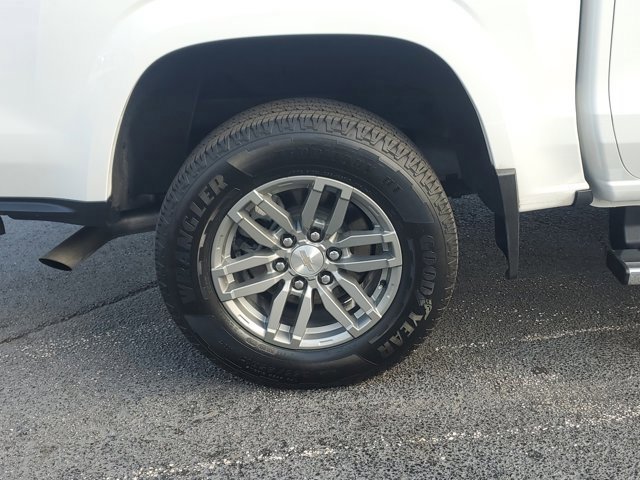 Used 2023 Chevrolet Colorado LT w/ LT Convenience Package image 7