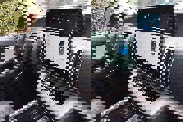 Certified 2025 Ford Expedition Max Active image 10