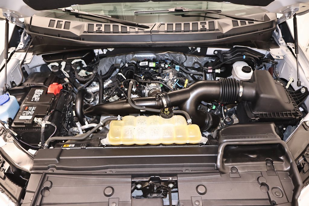 Certified 2020 Ford F150 XLT w/ Equipment Group 302A Luxury image 38