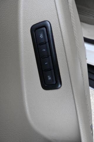 Used 2020 GMC Yukon Denali image 23