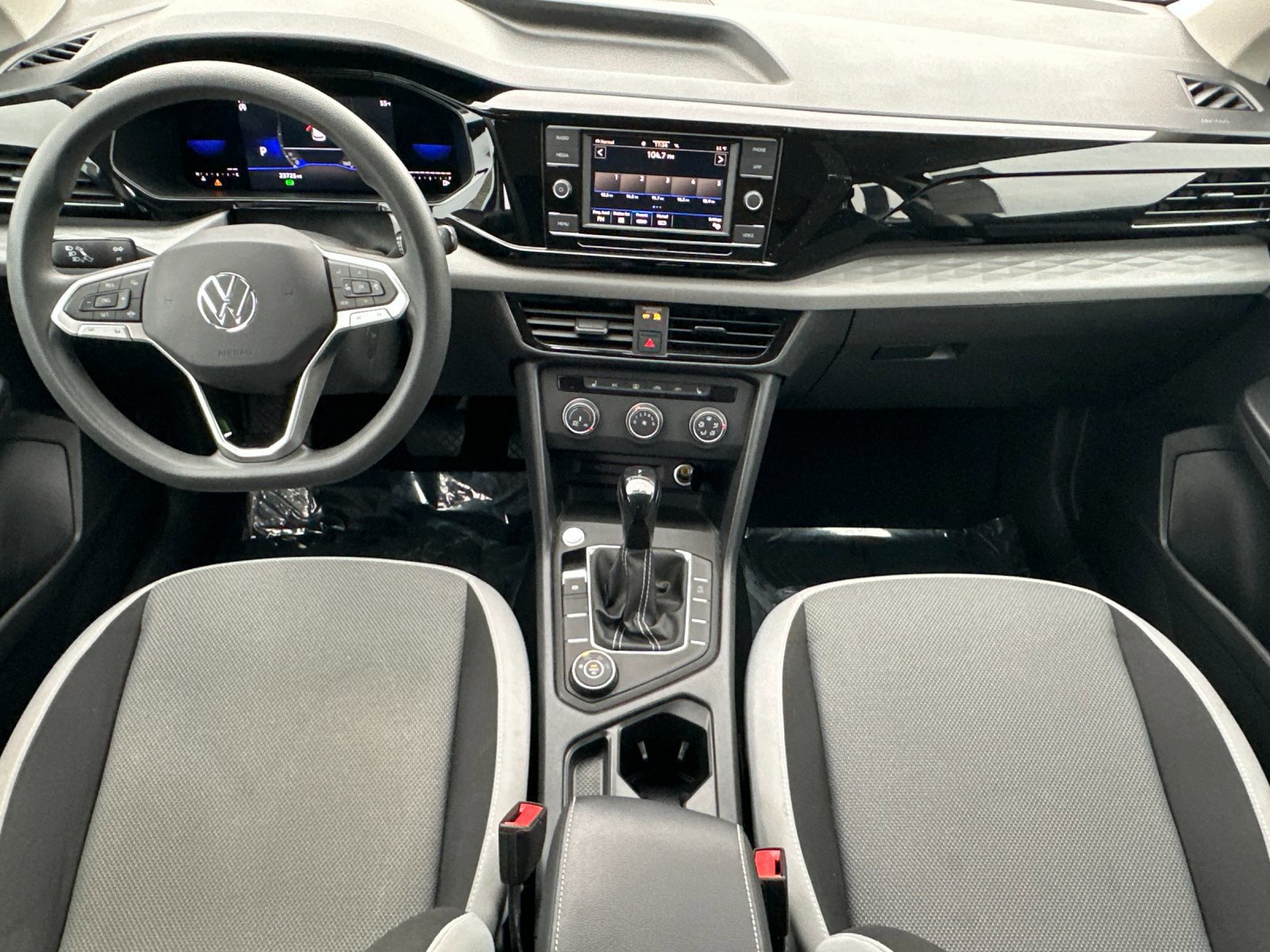 Used 2022 Volkswagen Taos S image 13