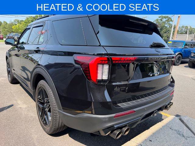 Certified 2025 Ford Explorer ST AWD/4WD image 4