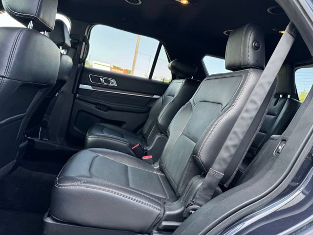 Certified 2017 Ford Explorer Limited AWD/4WD image 7