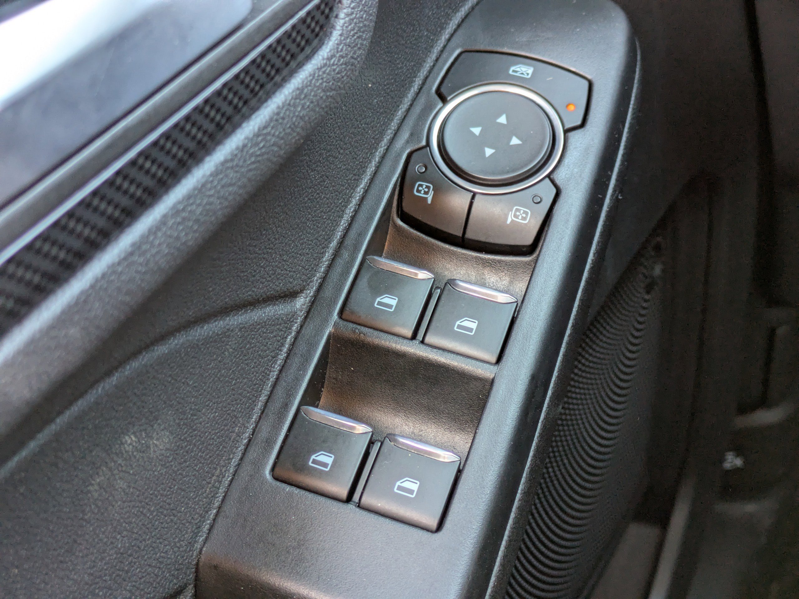 Certified 2025 Ford Escape ST-Line w/ Tech Pack #1 image 20