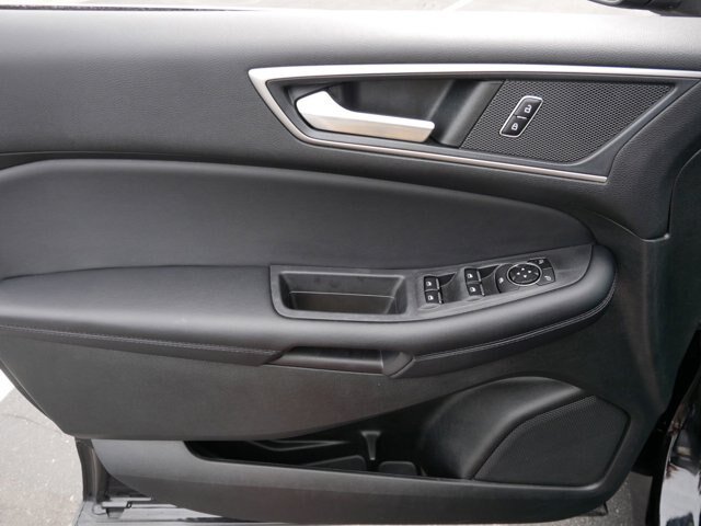 Certified 2023 Ford Edge SEL w/ Convenience Package AWD/4WD image 10