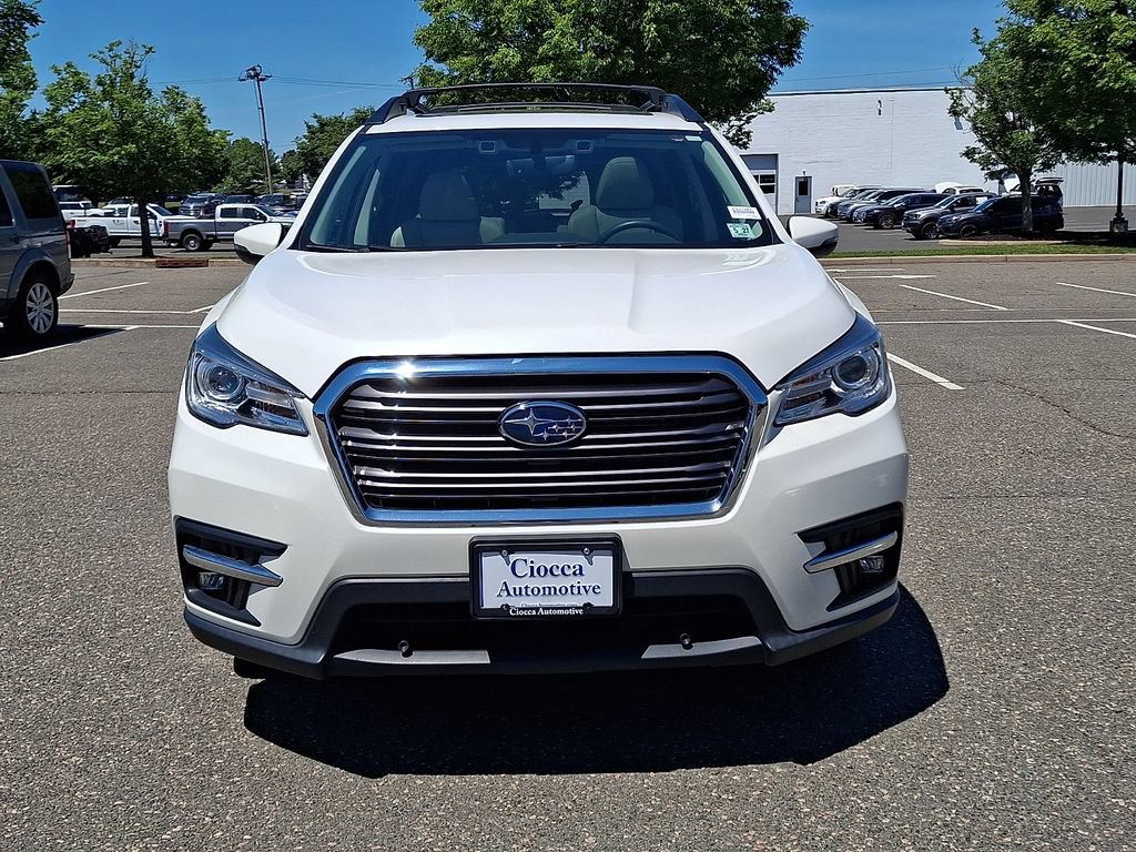 Used 2022 Subaru Ascent Limited w/ Technology Package AWD/4WD image 5