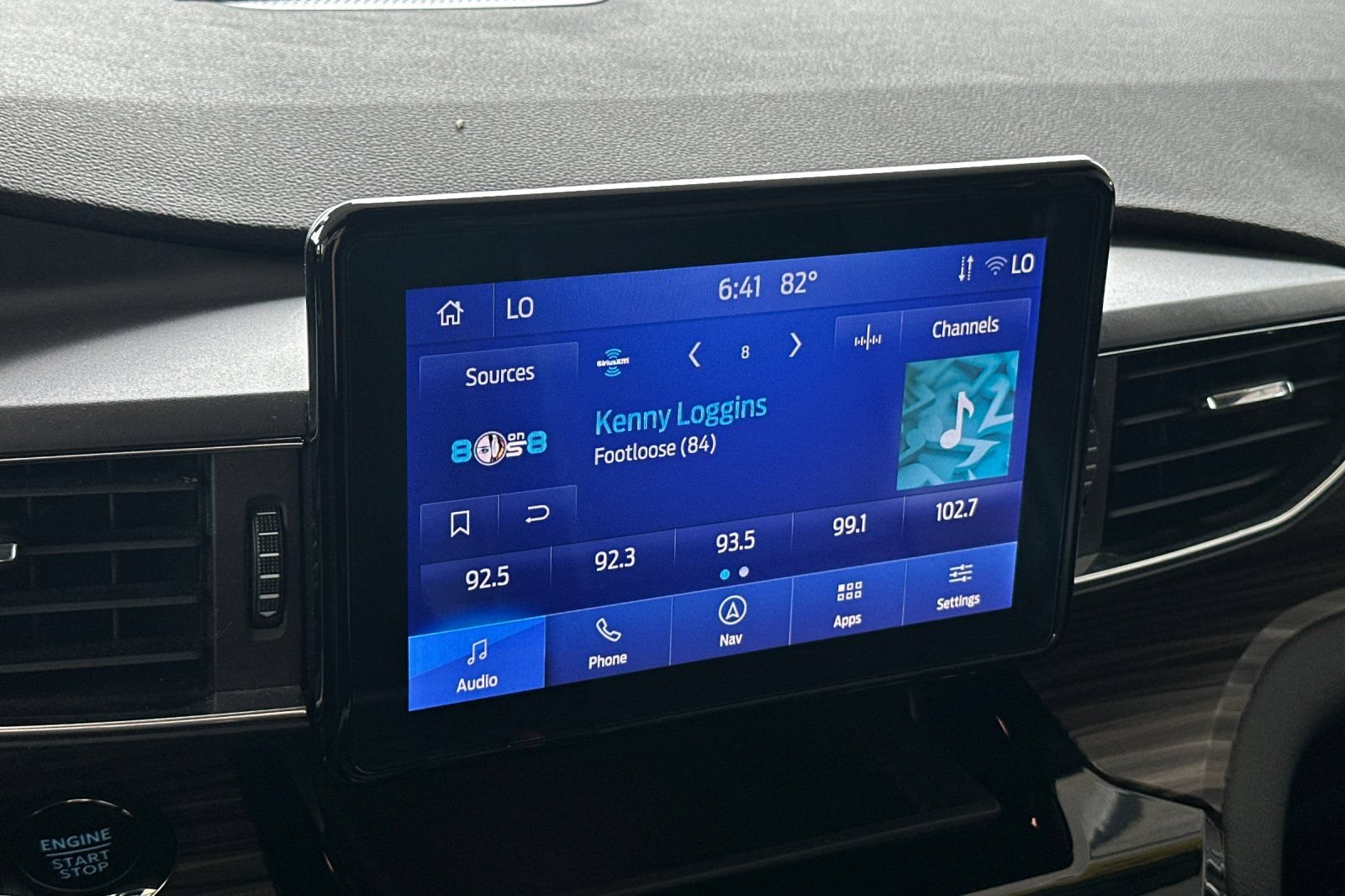 Certified 2024 Ford Explorer Limited AWD/4WD image 18