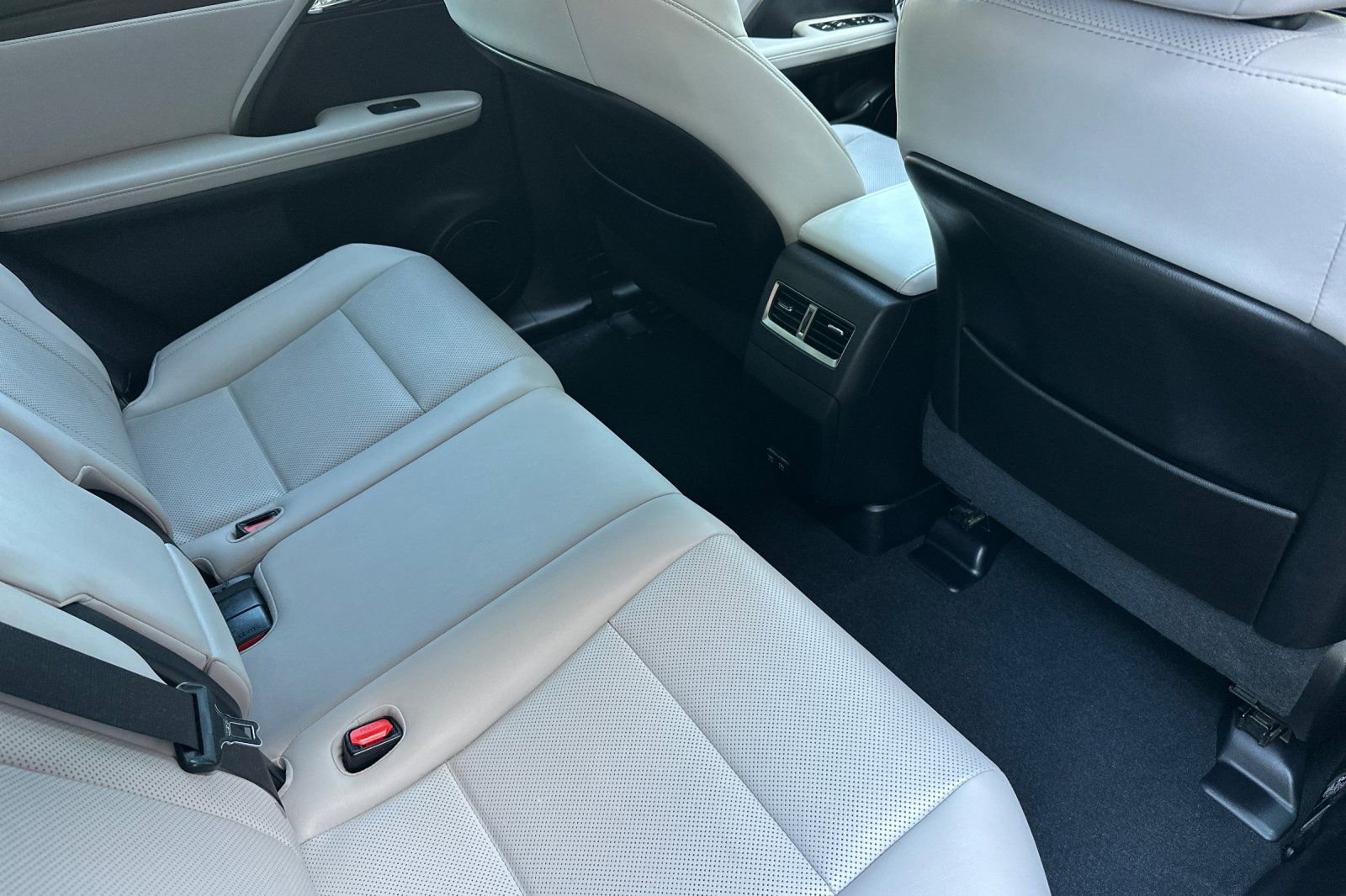 Used 2021 Lexus RX 350 FWD w/ Premium Package image 18