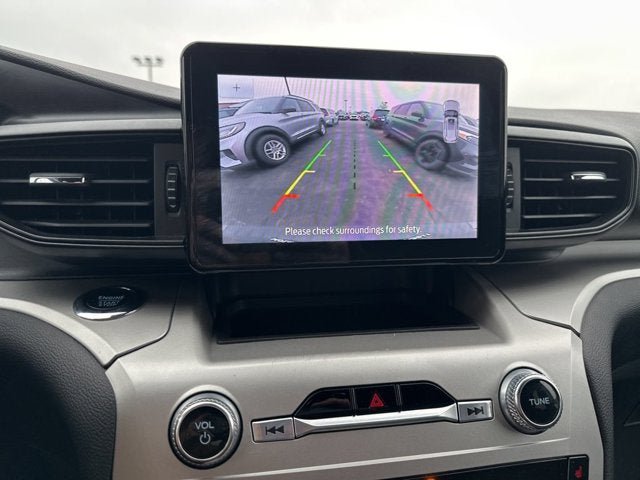 Certified 2022 Ford Explorer XLT AWD/4WD image 2