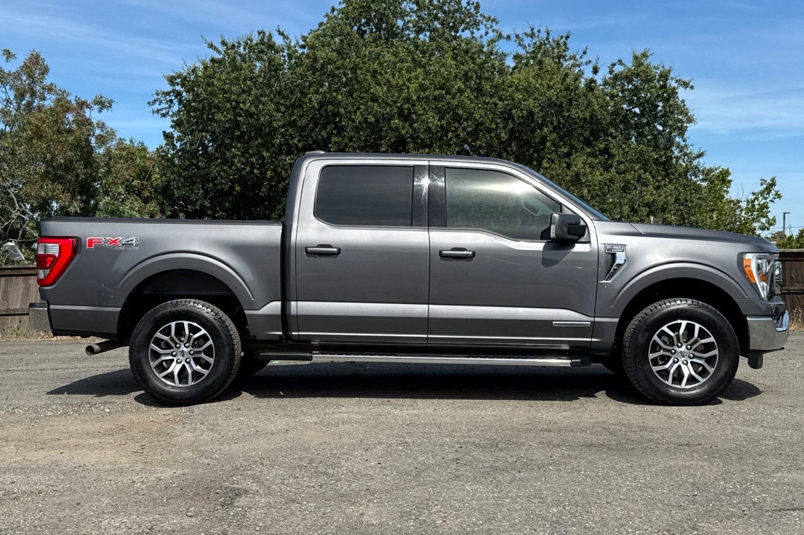 Certified 2022 Ford F150 Lariat w/ Equipment Group 501A Mid AWD/4WD image 3