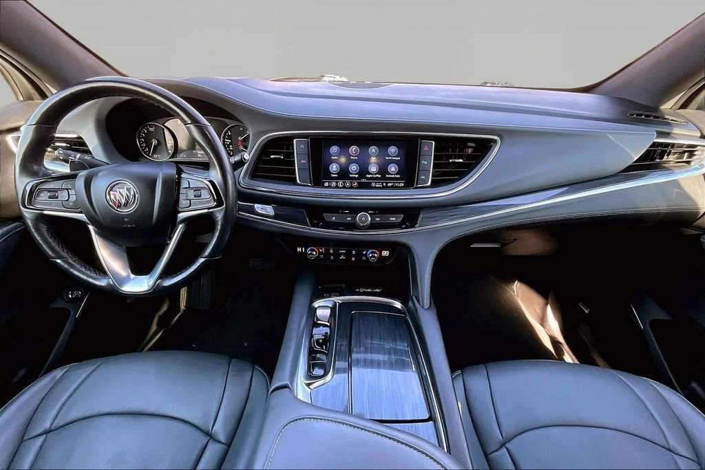 Used 2024 Buick Enclave Premium image 16