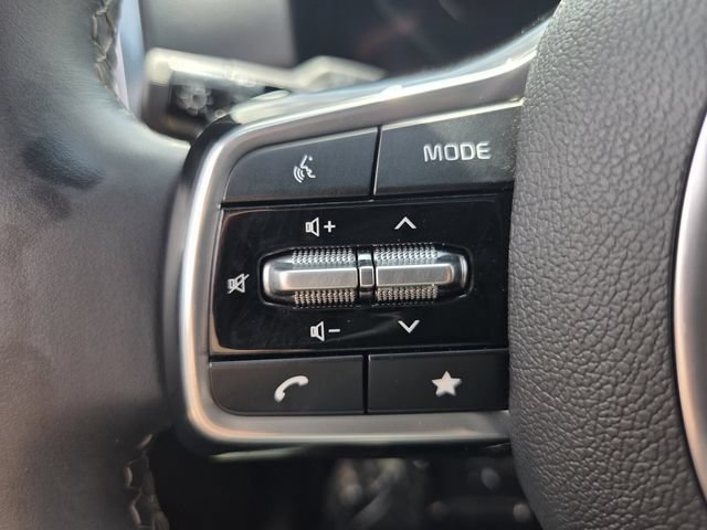 Used 2025 Kia Sorento SX Prestige AWD/4WD image 32