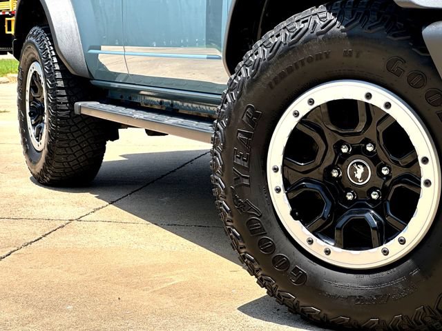Certified 2023 Ford Bronco Badlands w/ Sasquatch Package AWD/4WD image 7