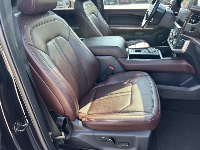 Certified 2022 Ford Expedition Max Limited RWD image 31