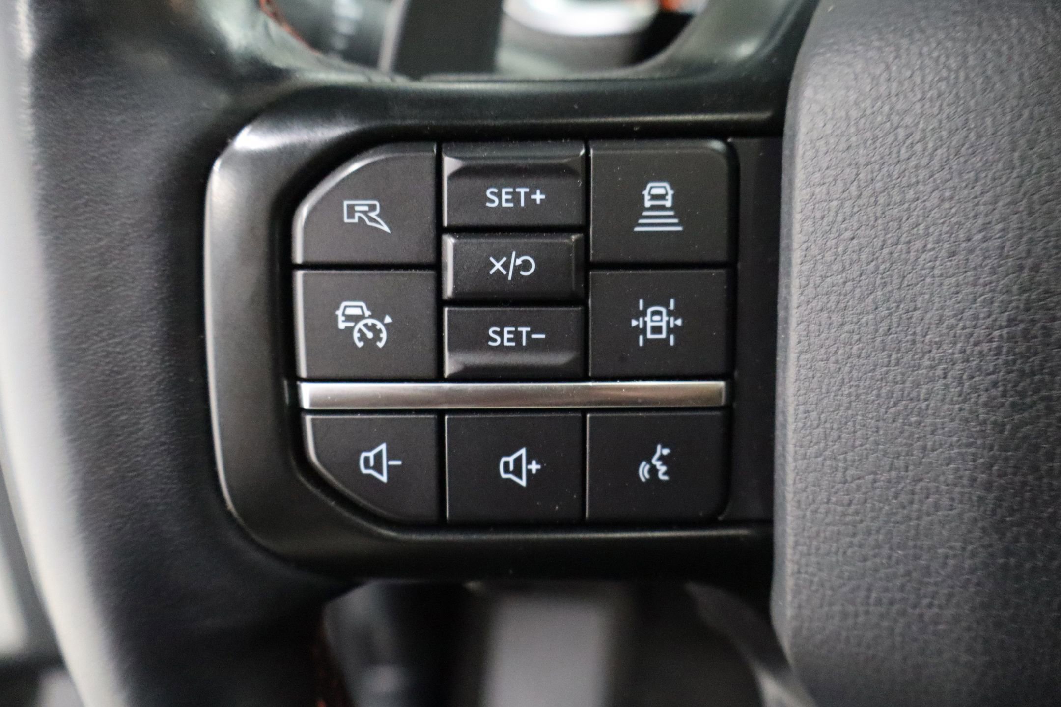 Certified 2022 Ford F150 Raptor w/ Equipment Group 801A High image 20