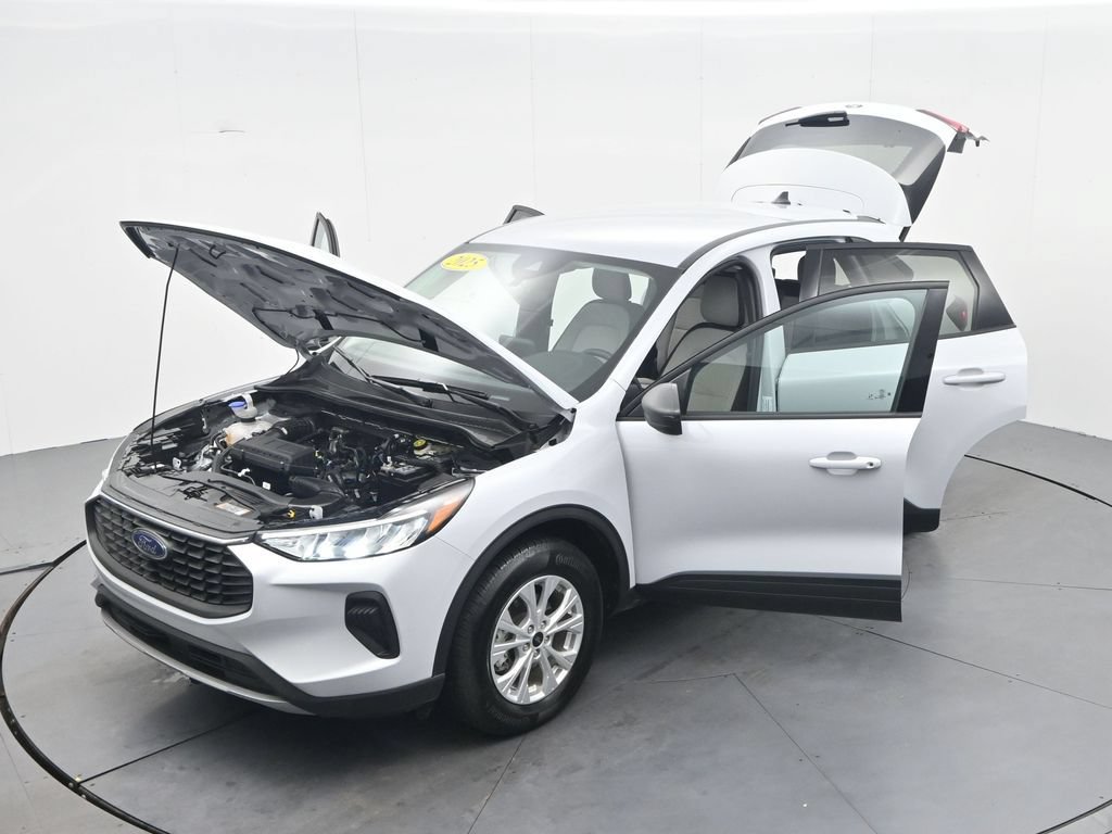 Certified 2025 Ford Escape Active w/ Cold Weather Package AWD/4WD image 42