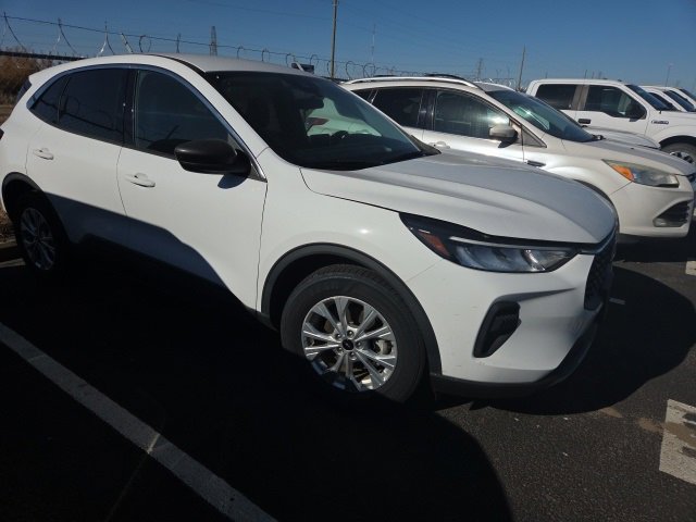 Certified 2023 Ford Escape Active image 1
