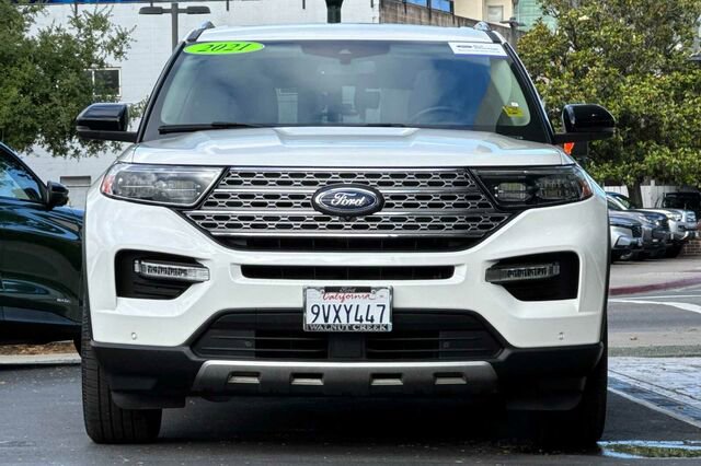 Certified 2021 Ford Explorer Limited w/ Equipment Group 301A AWD/4WD image 9