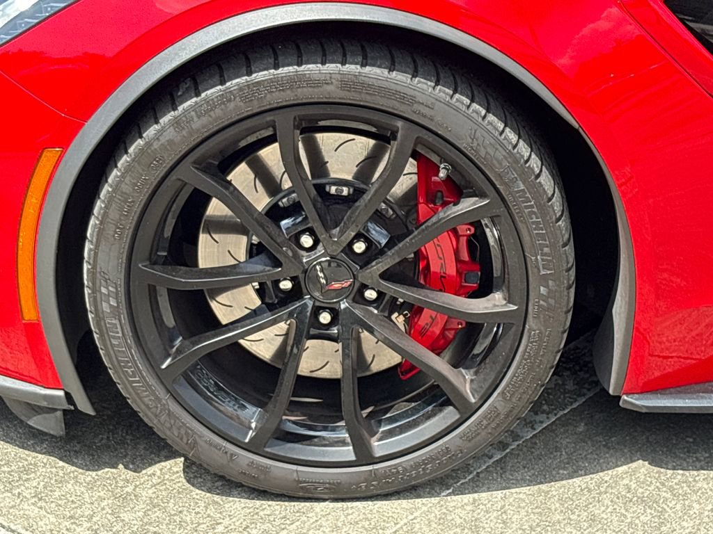 Used 2019 Chevrolet Corvette Grand Sport RWD image 11