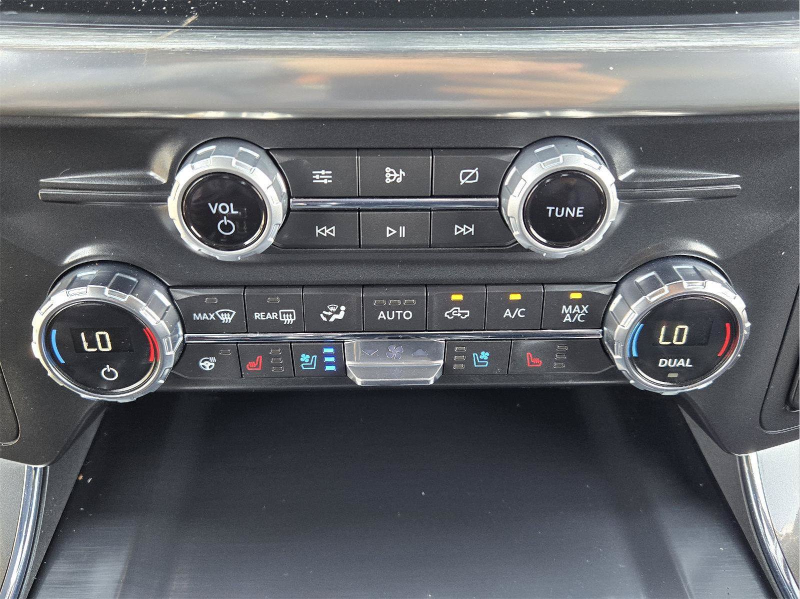 Certified 2021 Ford F150 Lariat w/ Equipment Group 502A High AWD/4WD image 18