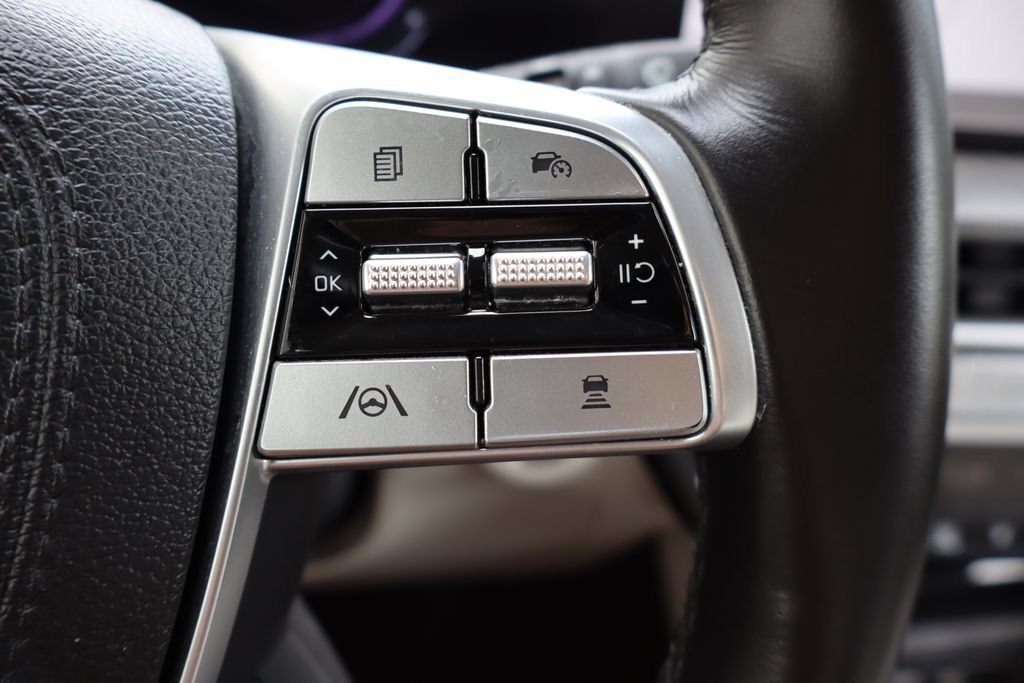 Used 2023 Kia Telluride EX w/ EX Captain's Chair Package AWD/4WD image 23