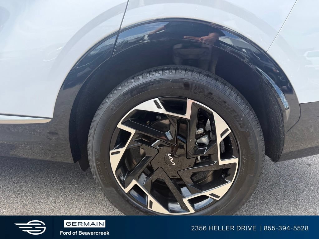 Used 2025 Kia Sportage SX AWD/4WD image 13