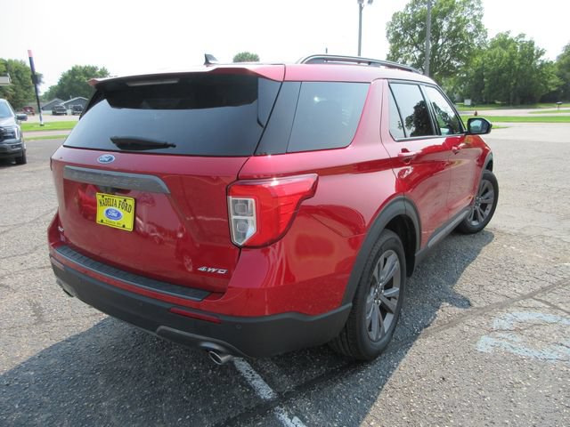 Certified 2024 Ford Explorer XLT w/ Equipment Group 202A AWD/4WD image 10