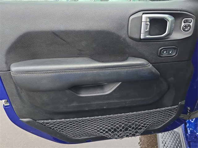 Used 2019 Jeep Wrangler Unlimited Sahara w/ Dual Top Group image 8