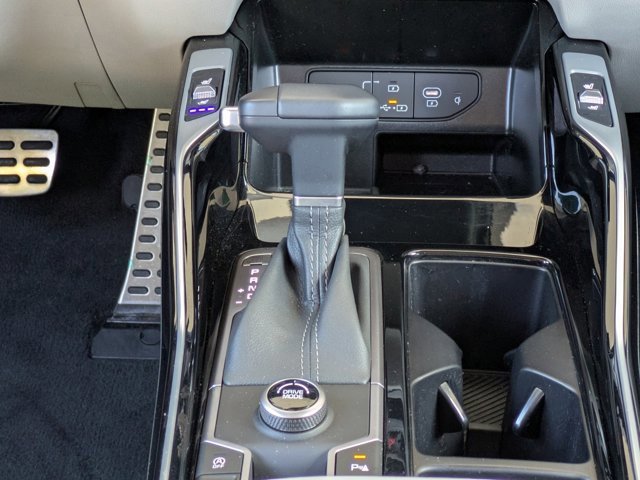 Used 2025 Kia Sorento SX image 23