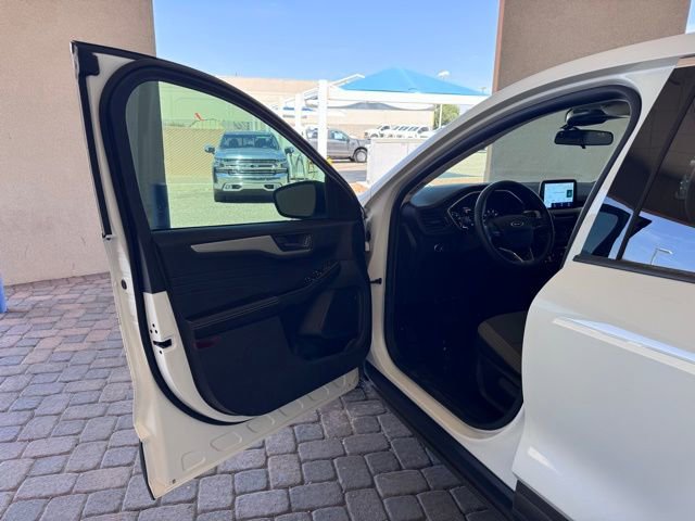 Certified 2022 Ford Escape SE FWD image 10